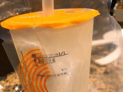 -CoCo都可(光谷天地店)