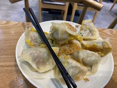 -三好食堂(煎饺·馄饨·肉饼米线·盛世广场店)