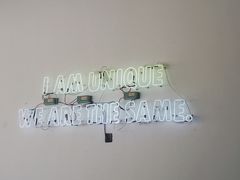 -UNI UNI(环亚凯瑟琳店)