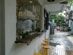 -怪兽咖啡 Monster Cafe