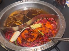 -廖掌柜·重庆鲜货火锅(上海首店)