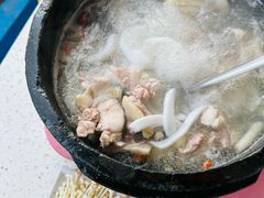 -墨脱石锅椰子鸡•海鲜糟粕醋(榆亚路店)