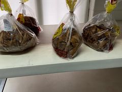 -炉边皮皮·烘焙甜品工厂店