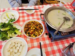 -巴陵全鱼席(湖南老字号汴河街店 )