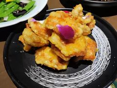 -梧桐树下(云锦世家店)
