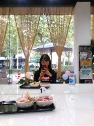 -CARR SALON