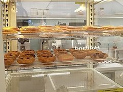 面包甜点陈列柜-好利来(梅江永旺店)