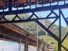 -安吉龙王山峡谷漂流