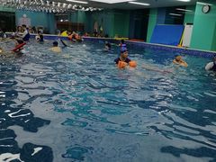 -Swim斯卫姆国际儿童游泳中心(红博中央公园店)