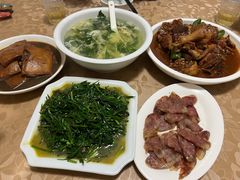 -山里人家土菜馆(茅山店)