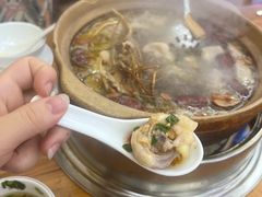 -广味炭炉鸡煲(宝业路分店)