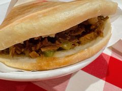 酥皮肉夹馍-西贝(宝乐汇店)