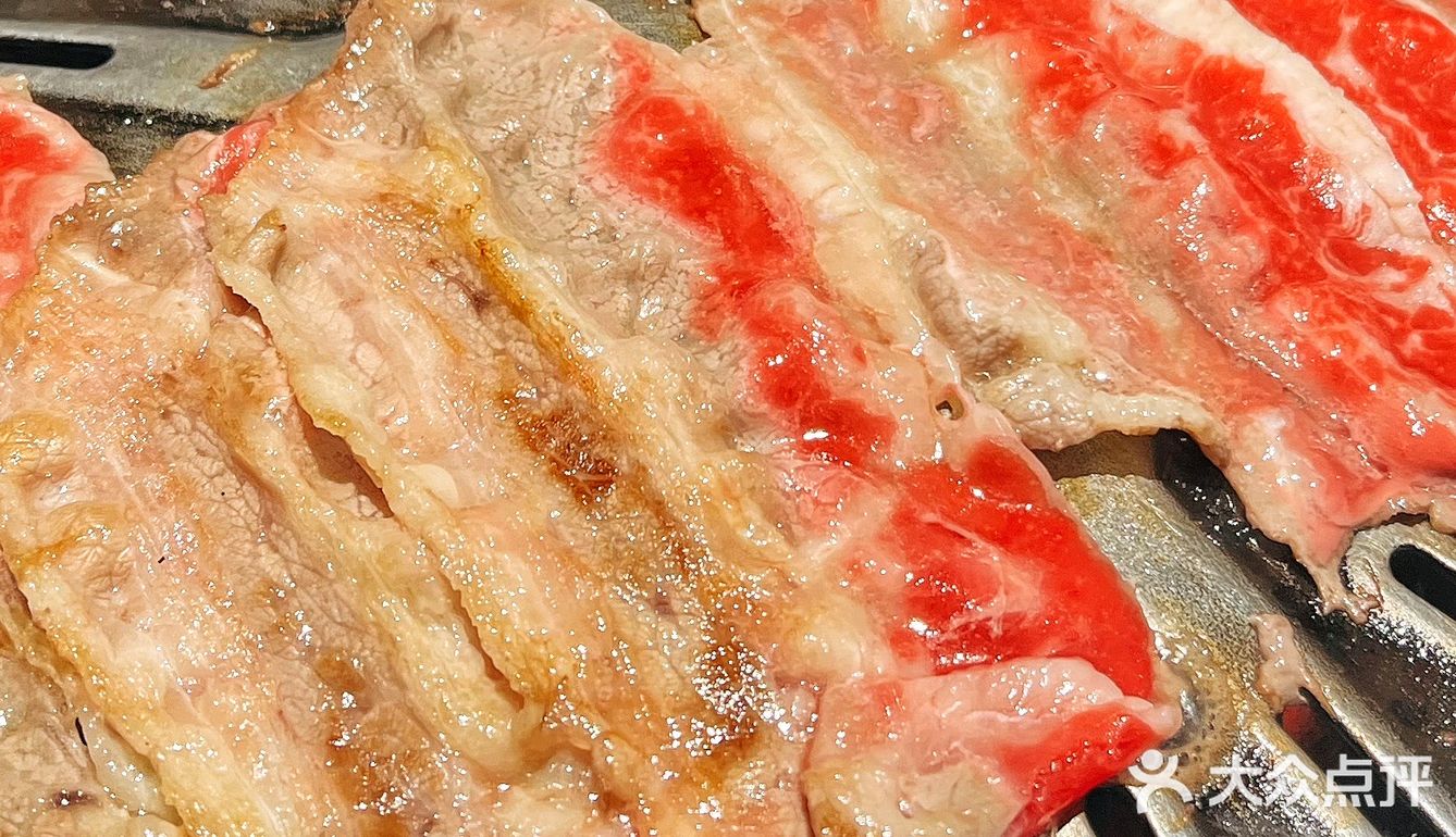 中华广场这个烤肉真好吃，团购套餐还优秀！