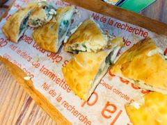 塔哈尔芝士羊肉饼-塔哈尔·新疆盛宴(城西银泰店)