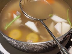 -左庭右院鲜牛肉火锅(浦江欢乐颂店)