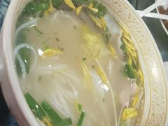 -桥香园云南过桥米线(金马碧鸡店)