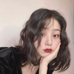 -十六番发型师事务所