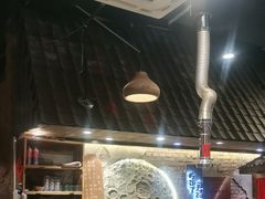 -破瓦寒窑·地摊烤羊排