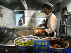 -陇上全荟兰州传统牛肉面(延吉路店)