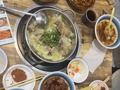 -冯烫烫跷脚牛肉·川菜小馆(武胜西街店)