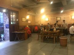 -白乐天毛肚火锅馆(解放碑店)