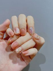 -花系美·美甲美睫精品店