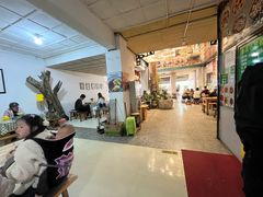 -余庆小吃(小吃一条街店)
