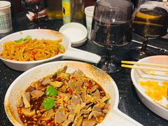 -依呀呀ktv烧烤小串(中山西路店)