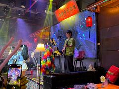 -喜鹊音乐酒馆(西街店)