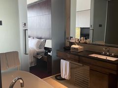 -广州天河希尔顿酒店