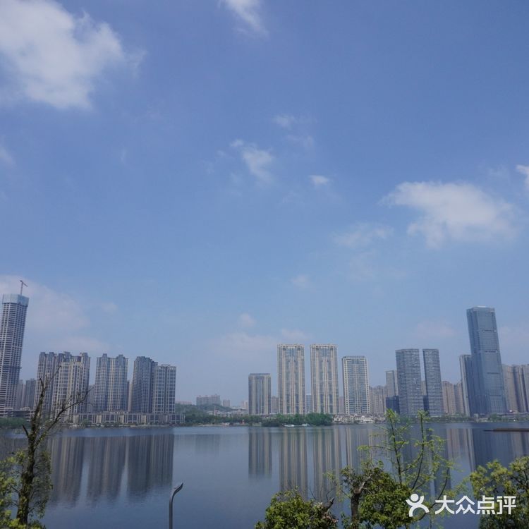 梅溪湖畔，中西盛宴——长沙市19号中西餐厅