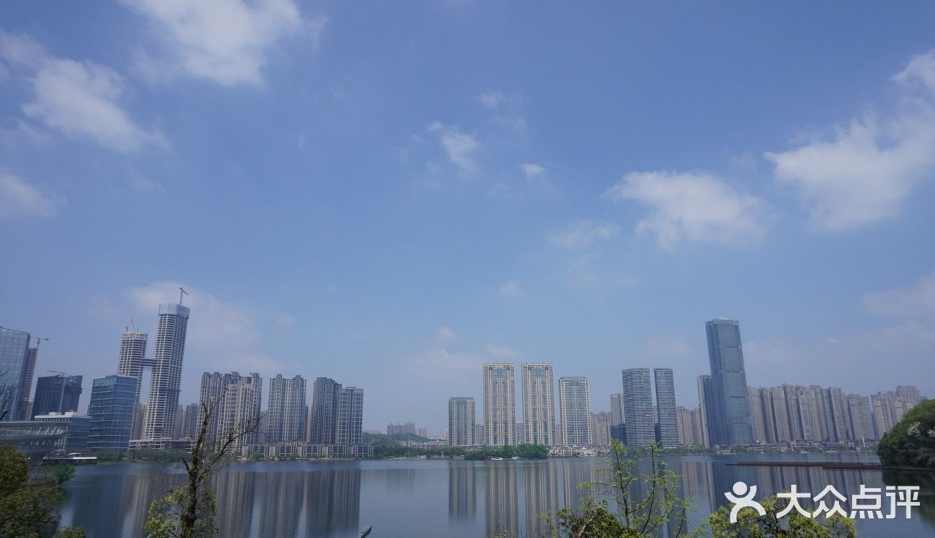 梅溪湖畔，中西盛宴——长沙市19号中西餐厅