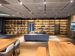 -蔚来中心(北京中关村店)