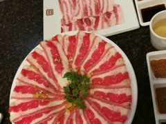 -韩宫宴炭火烤肉(中商世界里店)