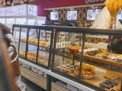 面包甜点陈列柜-恩朵烘焙坊(金街总店)