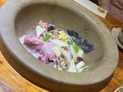 -滇香肴·云南菜蒸汽石锅鱼(云南北路店)