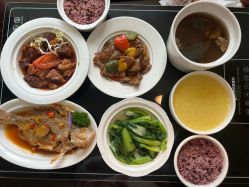 -臻康乃馨月子中心(凯宾斯基店)