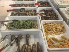 -火辣辣美蛙鱼头自助火锅(仁和路店)