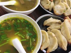 -黄阿姨锅贴大王(万航渡路店)