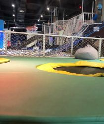 -塔塔王国·主题儿童游乐园(奥城商业广场店)