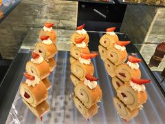 -圣丰索菲特·2 On 988 Café 自助餐厅