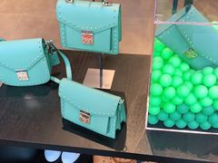-MCM(比斯特上海购物村店)