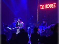 -TZ House音乐现场(来福士中心店)