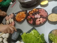 -啊美丽炭火烤肉(滑翔一店)