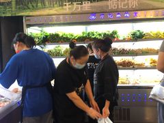 -万记麻辣烫国展总店