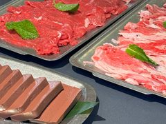 -由衷贵州酸汤牛肉火锅(新桥店)