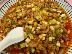 -洪霞餐馆·川菜·鲜货现炒(两江春城店)