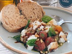 番茄布拉塔-RAC BAR(安福路店)