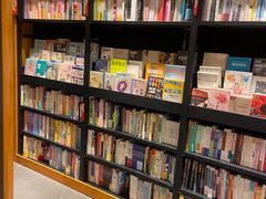 -西西弗书店&矢量咖啡(凯德晶萃广场店)