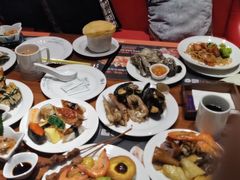 -四海一家自助餐(益田假日广场店)